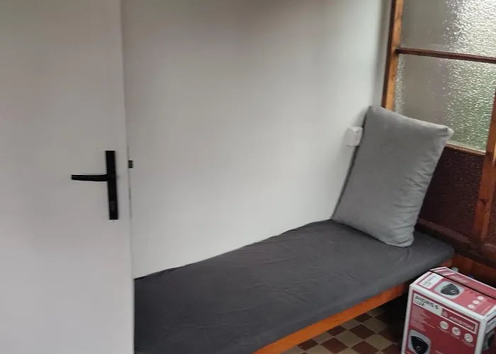 Vakantiehuis V Prirode Hradec Králové